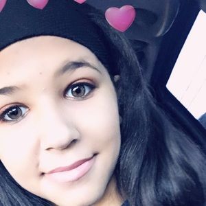 Meet your Posher, Hahaley